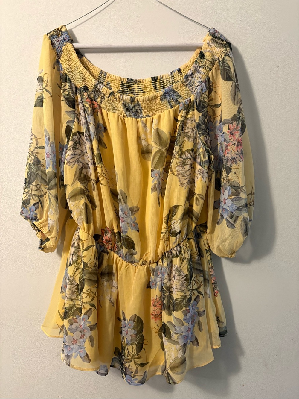 4 Shirt Bundle - Picture 1 of 9